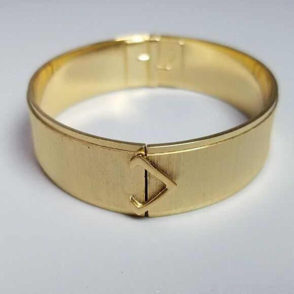 Vintage Napier Gold Tone Oval Shape Hinged Bangle Bracelet, Retro Signed - Picture 9 of 9